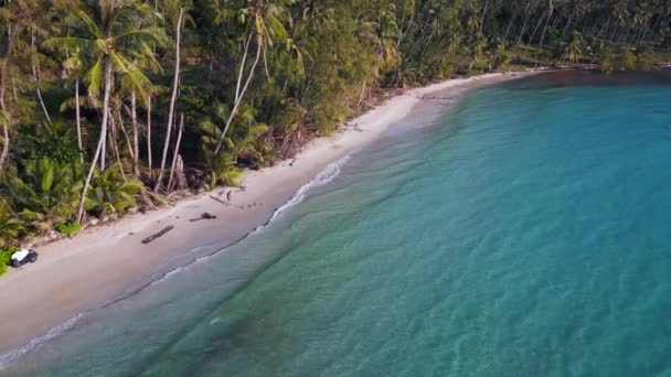 Descending Drone Koh Kood Island Thailand Sunny Day 2022 High — Stok video