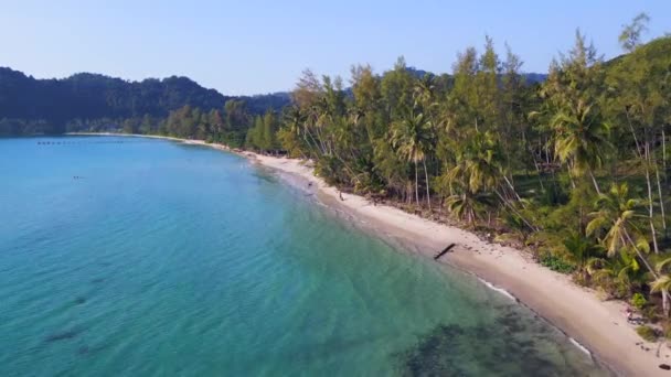 Latać Nad Drone Footage Koh Kood Wyspa Tajlandia Słoneczny Dzień — Wideo stockowe