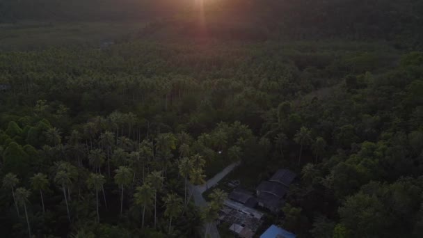 Boom Deslizamiento Izquierda Drone Playa Kut Isla Tailandia Amanecer Mañana — Vídeos de Stock