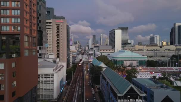 Ziehen Sie Drohne Stadtbezirk Siam Bangkok Thailand Sonnenuntergang 2022 Hochwertiges — Stockvideo