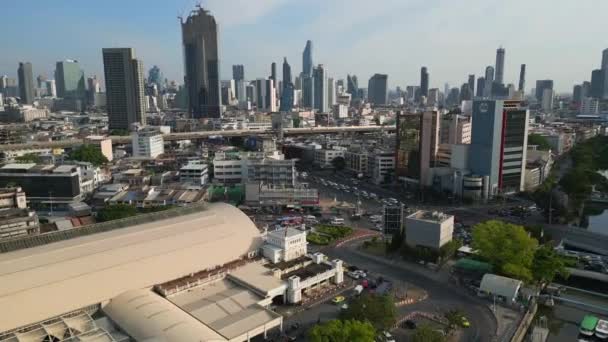 Panorama Órbita Drone Bangkok Estação Ferroviária Central Velha Hua Lamphong — Vídeo de Stock
