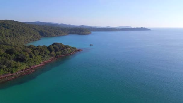 Wide Orbit Overview Drone Koh Kood Island Secret Beach Ththailand — стоковое видео