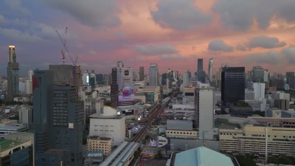 Voar Drone Reverso Distrito Cidade Siam Bangkok Tailândia Por Sol — Vídeo de Stock