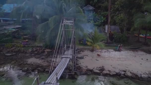 Fly Reverse Drone Koh Kood Island Bang Bao Beach Thailand — стокове відео