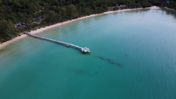 Drone Top View Koh Kood Island Bang Bao Beach Thailand — стокове відео