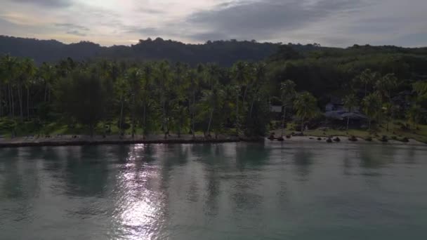 Panorama Orbita Drone Palma Spiaggia Koh Kood Isola Thailandia Mattina — Video Stock