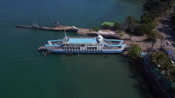 码头码头Jetty Ferry Koh Chang Island Thailand 2022 无人机顶部朝下俯瞰4K Uhd电影胶片 — 图库视频影像
