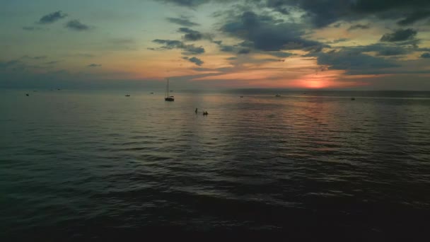 Sueño Puesta Sol Solitario Playa Paraíso Isla Koh Chang Thailand — Vídeo de stock