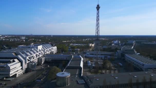 Berlin City Radio Tower Funkturm Exhibition Center Icc Stoupající Dron — Stock video