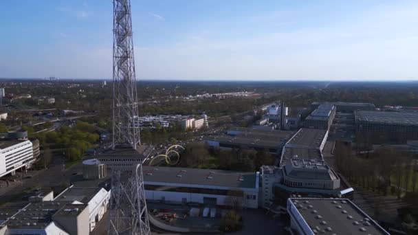 Berlin City Radio Tower Funkturm Centro Exposiciones Icc Boom Deslizándose — Vídeos de Stock