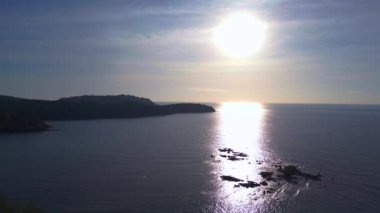 Koh Kood Cennet Adası rüyasında doğal plaj, thailand 2022 İHA 4k... sinematik görüntü..