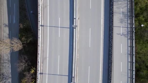 독일의 지역에 고속도로 눈에는 우드의 장면이 보인다 — 비디오