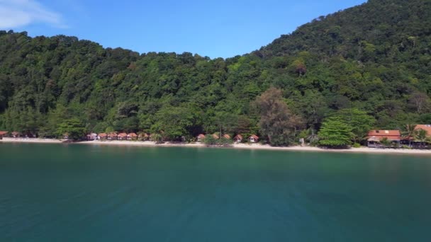 Domki Dżungli Piaszczystej Plaży Wyspa Koh Chang Tajlandia 2022 Boom — Wideo stockowe