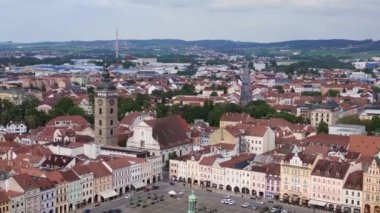 Budweis Budejovice Çek Cumhuriyeti 'nin eski bir kasabası, 2023 yazı. İHA' nın en yüksek kalitede 4.000 'lik görüntüsü iniyor.. 