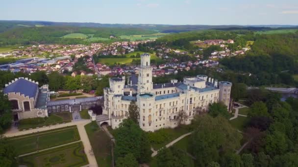Hluboka Nad Vltavou Castelo Branco Conto Fadas República Checa Área — Vídeo de Stock