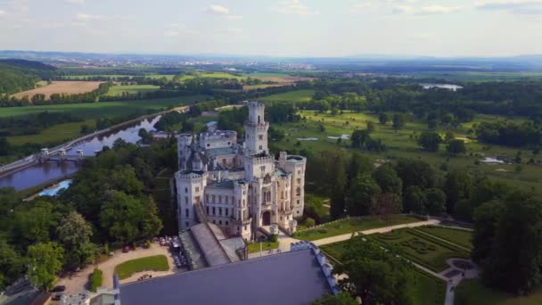 Hluboka Nad Vltavou Bajkowy Biały Zamek Czechach Południowo Czeski Obszar — Wideo stockowe