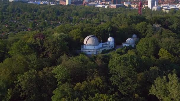 Berlin City Astronomical Observatory Germany Europe Summer Day 2023 Fly — Stock Video