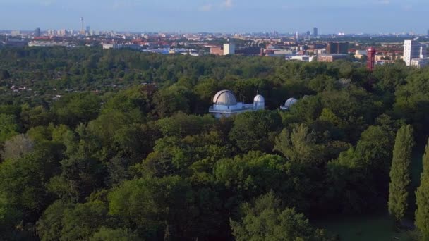 Berlin Stad Astronomiska Observatorium Tyskland Europa Sommardag 2023 Bred Omloppsbana — Stockvideo