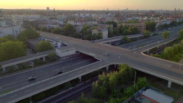 Berlino Città Ponte Autostradale Intersezione Autostradale Urbana Germania Europa Giorno — Video Stock