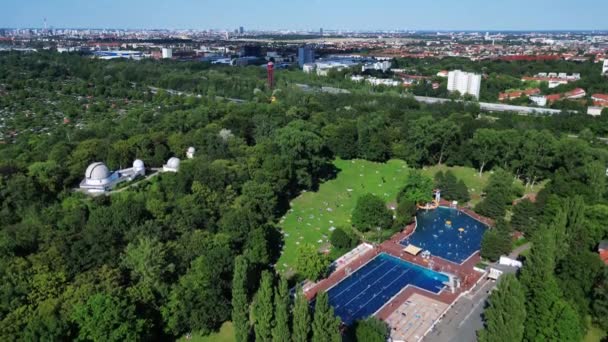 Public Swimming Pool Insulaner City Berlin Germany Summer Day 2023 — Stock Video