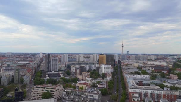 Stad Berlijn Gebouw Duitsland Zomer Dag 2023 Dalende Drone Cinematic — Stockvideo