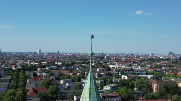 Dzwonnica Murowana Kościół Lukasa Berlin Steglitz Niemcy Letni Dzień 2023 — Wideo stockowe