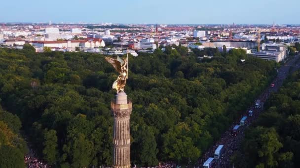 Csd Pride Parade 2023 Berlin Alemania Summer Evening Victory Column — Vídeos de Stock