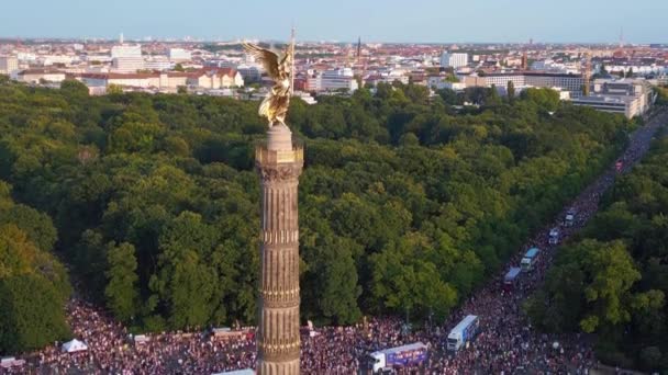 Csd Pride Parade 2023 Berlin Alemania Summer Evening Victory Column — Vídeos de Stock