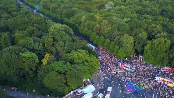 Csd Pride Parade 2023 Stadt Berlin Deutschland Sommerabend Siegessäule Vogelperspektive — Stockvideo