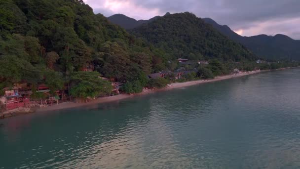Ηλιοβασίλεμα Σύννεφα Παραλία Του Ήλιου Ωκεανό Chang Island Ταϊλάνδη 2022 — Αρχείο Βίντεο