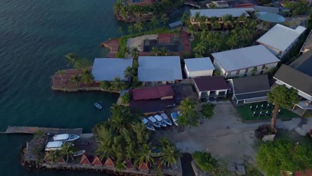Backpacker Isola Thailandia Koh Chang Kai Bae Beach Sera 2022 — Video Stock