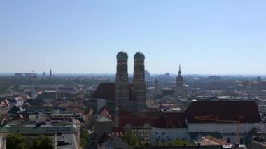 Frauenkirche Kilisesi 'nin Münih Kuleleri. Eski kasaba, Almanya Bavyera. 23. 