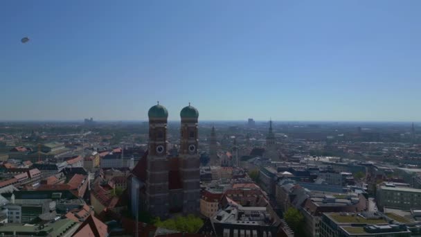 Munich Torres Frauenkirche Igreja Cidade Velha Alemanha Baviera Verão Céu — Vídeo de Stock