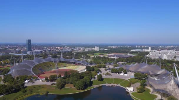 Münih Olimpiyat Parkı Almanya Bavyera Çok Işlevli Bir Stadyum Güneşli — Stok video