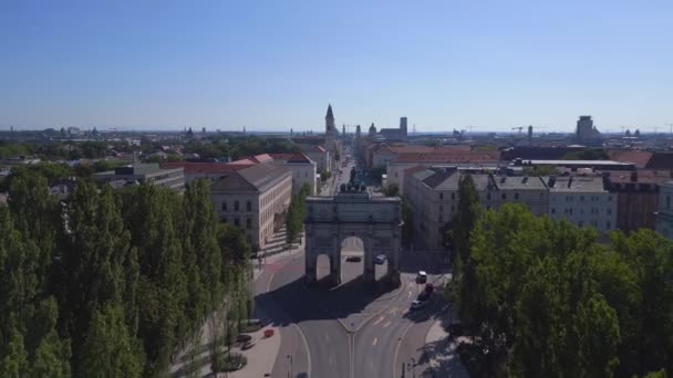 Puerta Victoria Ciudad Munich Alemania Bavarian Verano Soleado Cielo Azul — Vídeos de Stock
