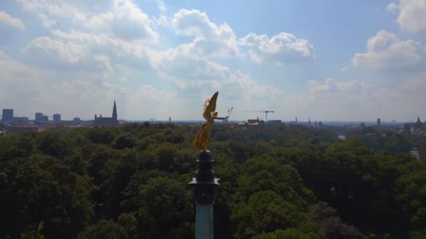 Altın Barış Meleği Sütun Şehri Münih Almanya Bavyera Yaz Güneşli — Stok video