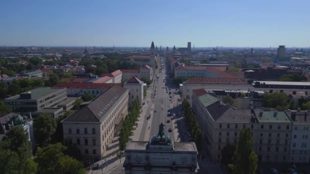 Puerta Victoria Ciudad Munich Alemania Bavarian Verano Soleado Cielo Azul — Vídeo de stock