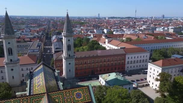 Kerk Ludwig Stad München Duitsland Beierse Zomer Zonnige Blauwe Hemel — Stockvideo
