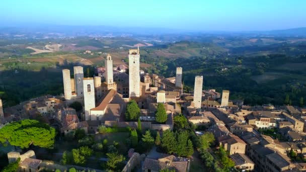 Ummauerte Mittelalterliche Hügelturm Stadt Toskana Italien San Gimignano Aufsteigende Drohne — Stockvideo