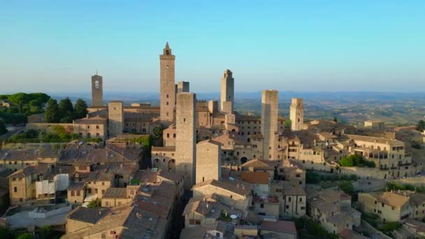 Τείχος Μεσαιωνικός Λόφος Πόλη Τοσκάνη Ιταλία San Gimignano Πετούν Αντίστροφα — Αρχείο Βίντεο