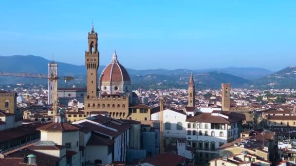Středověké Mostní Město Florencie Řeka Arno Toskánsko Itálie Klesající Dron — Stock video
