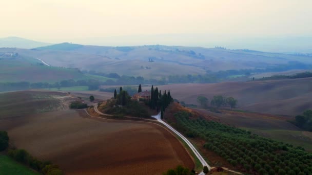 Podere Belvedere House Foggy Morning Mediterran Rural Idyllic Environment Tuscany — Stock Video
