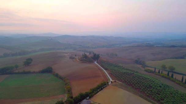 Podere Belvedere Casa Nevoeiro Manhã Mediterrânico Ambiente Idílico Rural Toscana — Vídeo de Stock