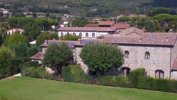 Toskana Villa Italien Charlie House Landleben Aufsteigende Drohne Filmisch — Stockvideo