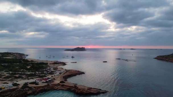 Molnigt Solnedgång Strand Ibiza Spain Cala Comte Oktober 2023 Panorama — Stockvideo