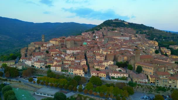 Tuscany Város Cortona Hegy Arezzo Olaszország 2023 Panoráma Áttekintés Drón — Stock videók