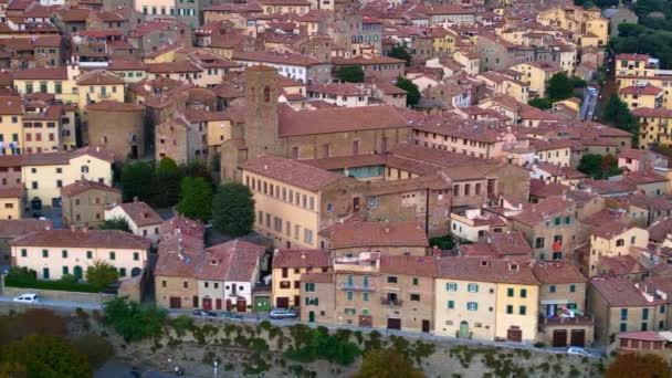 Toscana Cortona Montaña Arezzo Italia 2023 Boom Deslizándose Izquierda Drone — Vídeo de stock