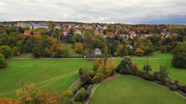 Weimar Tuinhuis Thüringen Park Duits Vallen Vlucht Vliegen Drone Beeldmateriaal — Stockvideo