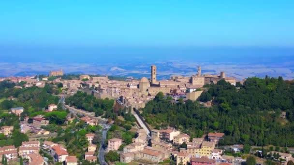 Drone Volterra Town Middle Ages Italy Hill Tuscany October 2023 — Stok Video