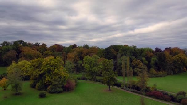 Weimar Historisch Park Thüringen Duitsland Vallen Stijgende Drone Beeldmateriaal — Stockvideo